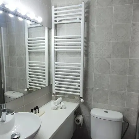 Villa Bougainvillea House