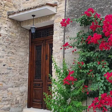 Villa Bougainvillea House *