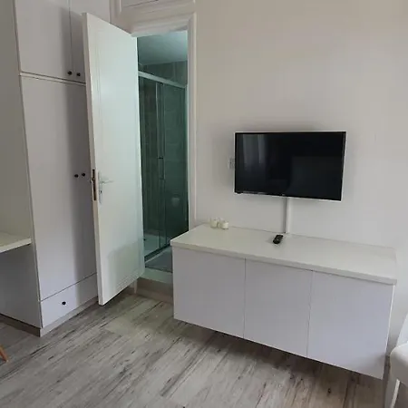 Villa Bougainvillea House