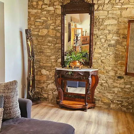 Bougainvillea House Pano Lefkara