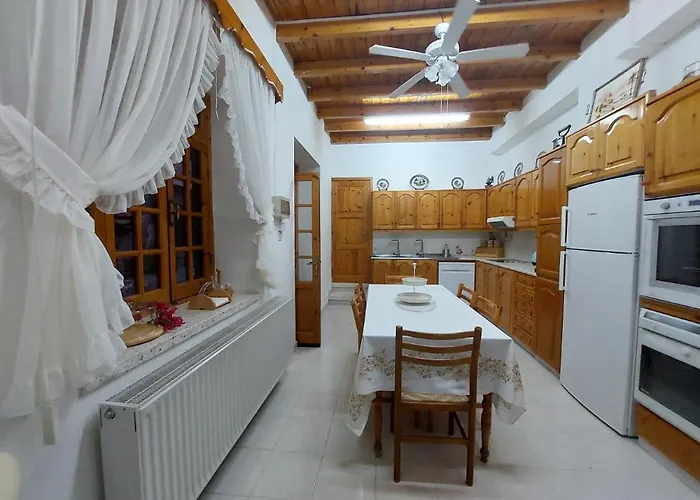 Vila Bougainvillea House *