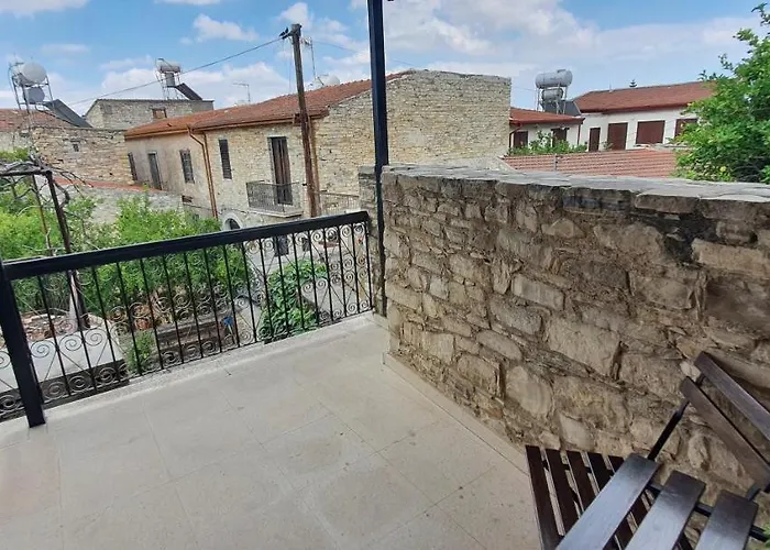 Bougainvillea House Vila *